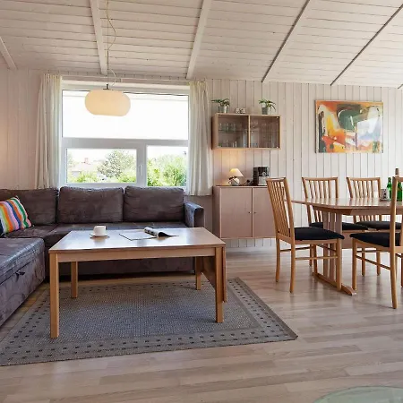 Holiday home 6 Person In Groemitz