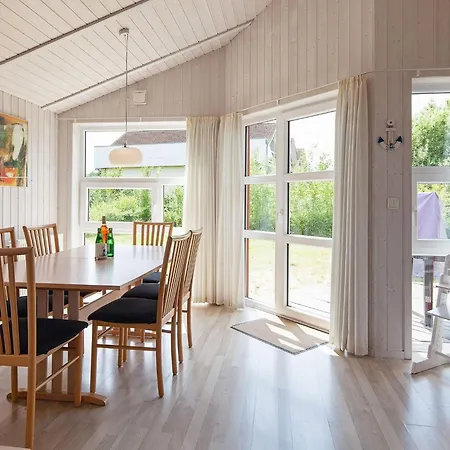 6 Person In * Grömitz